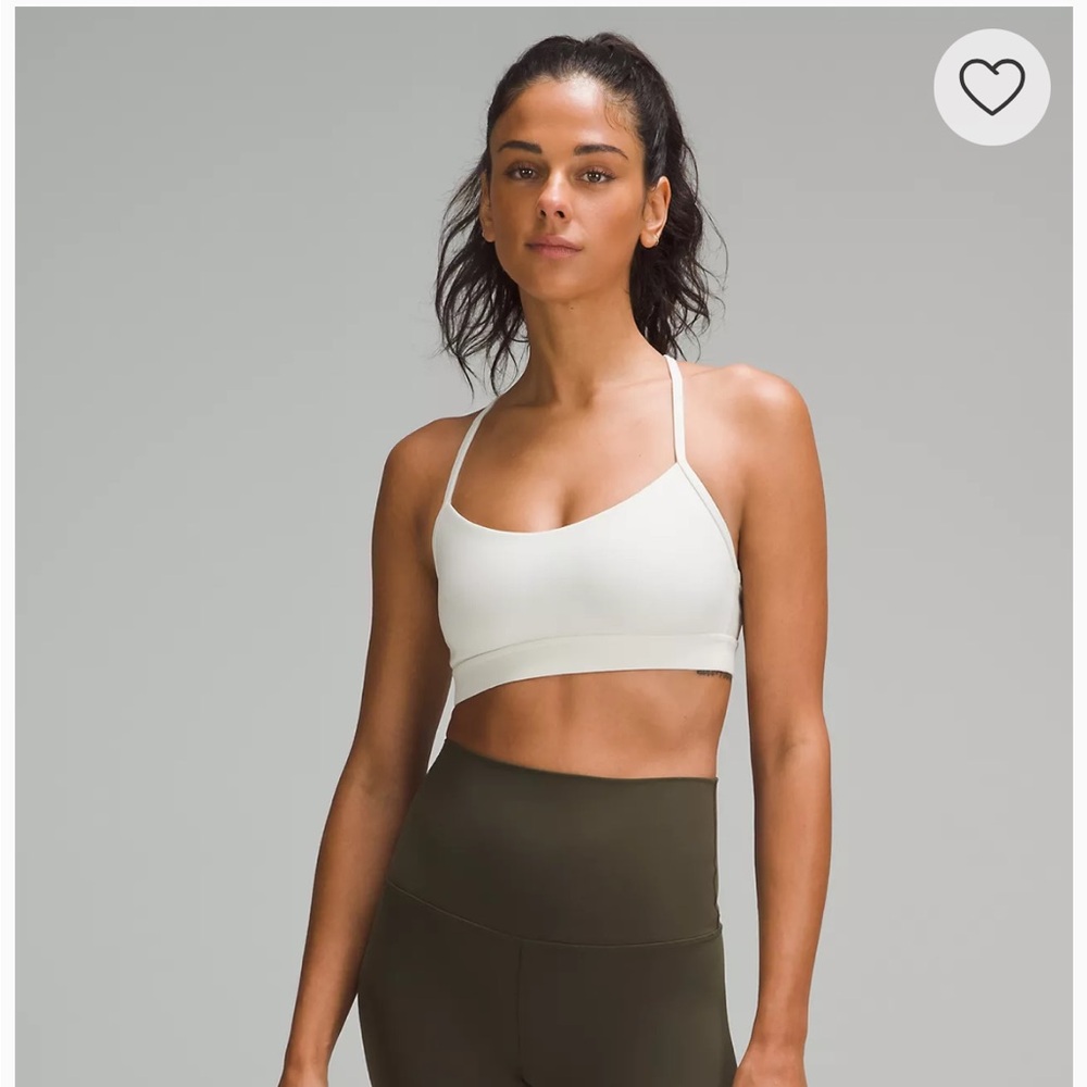 Lululemon Flow Y Bra Nulu
Light Support - White
